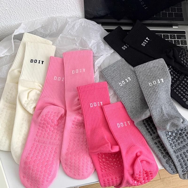 Sports Socks - 1 Paar neue, farbenfrohe, trendige Sport-Yoga-Socken,